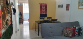 Apto Santos na Trabulsi Ponta da Praia Aquario